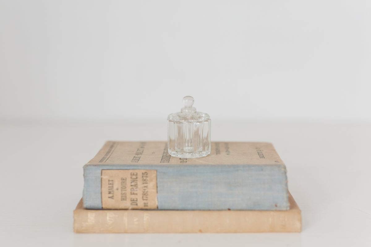 Vintage petit glass Heisey Crystolite Depression Glass Jar
