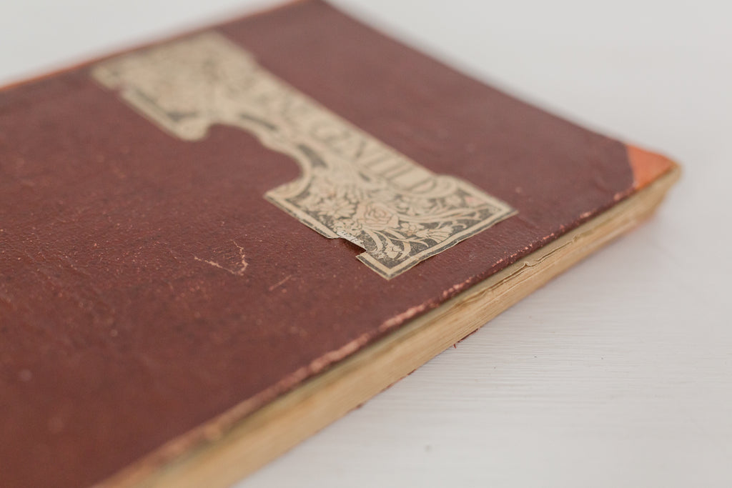 Large Vintage hardbound Italian book from the 1920s