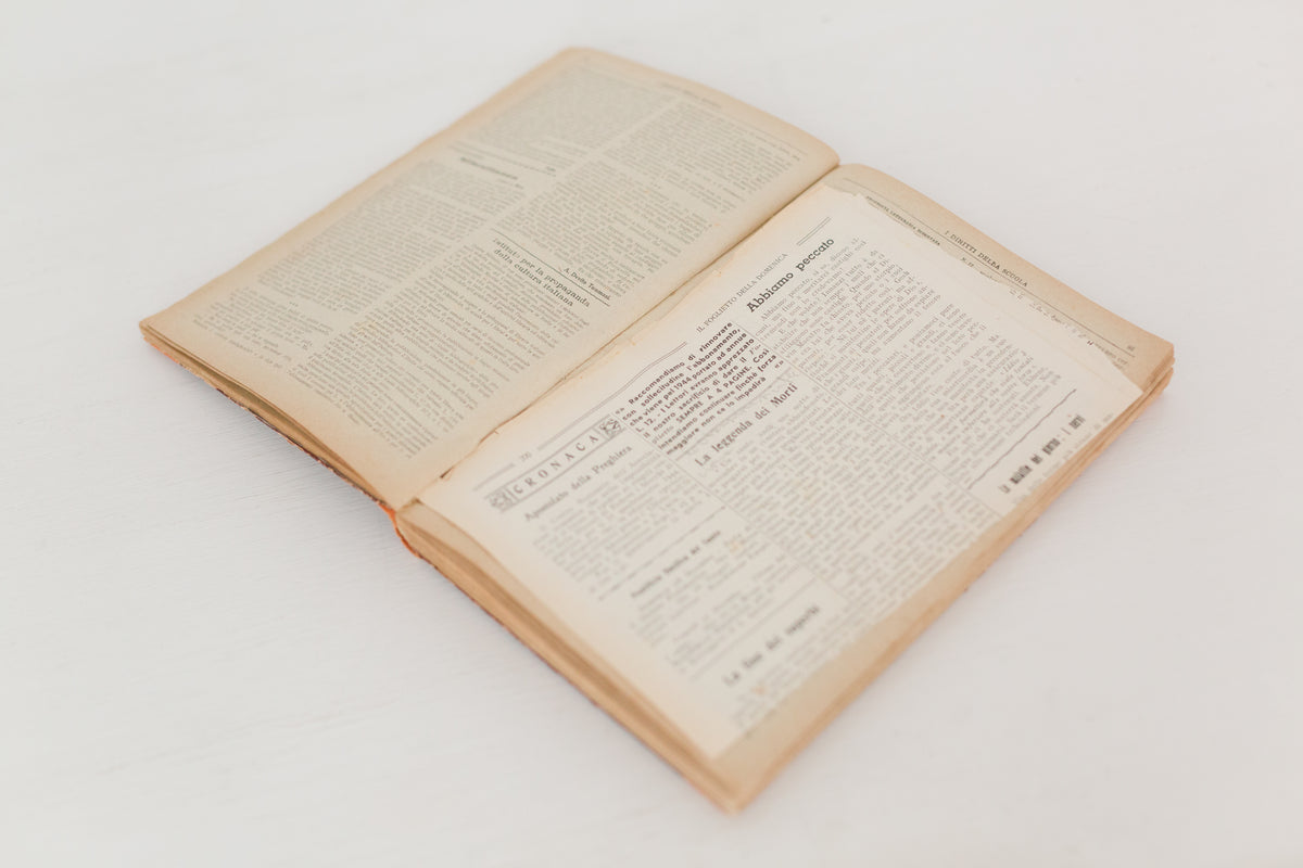 Large Vintage hardbound Italian book from the 1920s