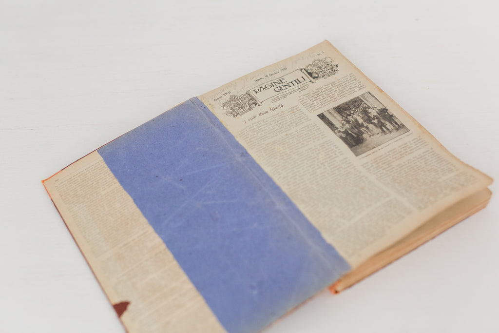 Large Vintage hardbound Italian book from the 1920s