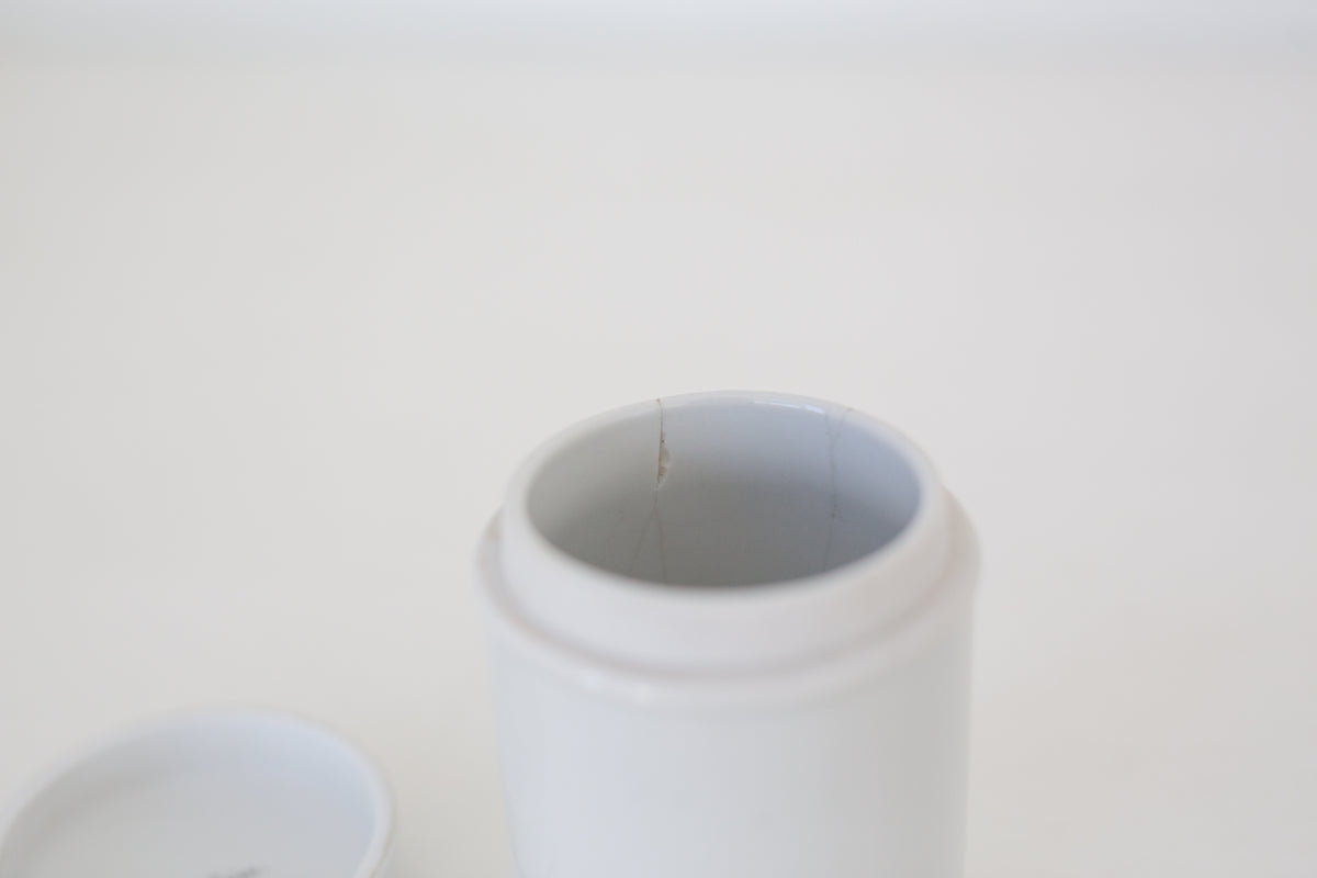 Vintage vaseline lidded jar, apothecary jar