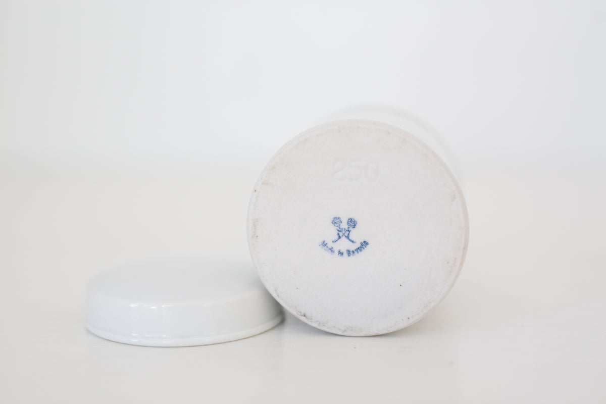 Vintage vaseline lidded jar, apothecary jar