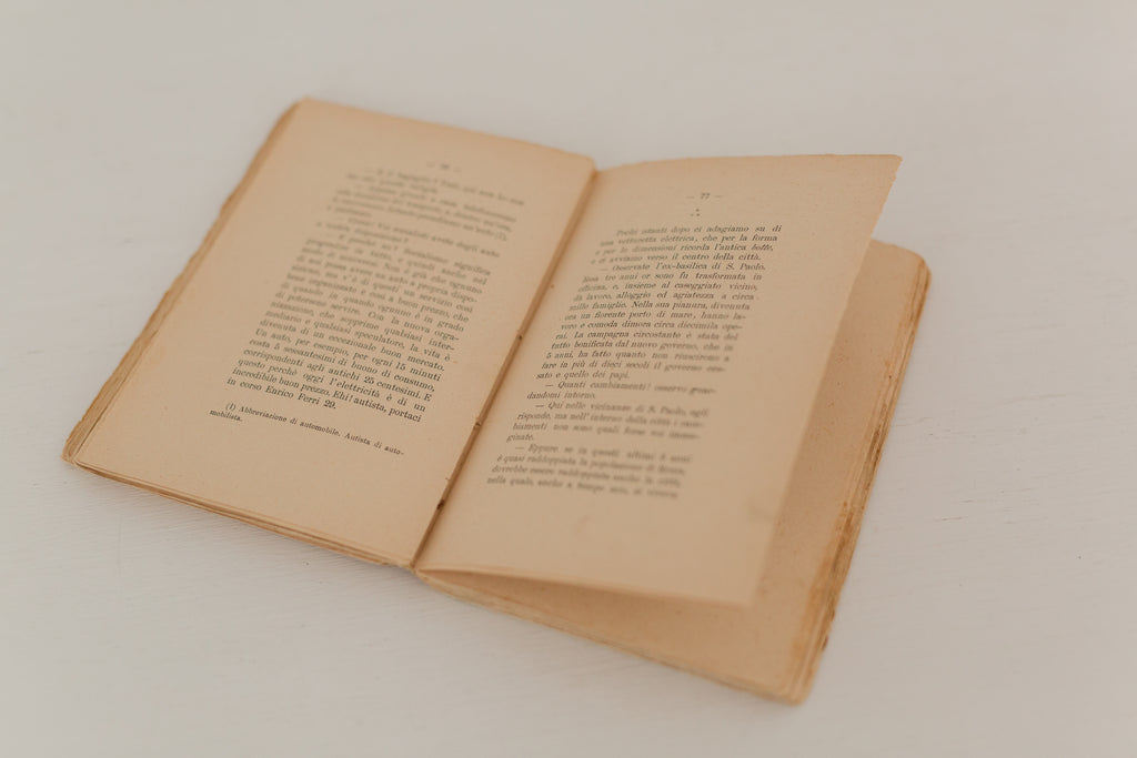 Vintage 1907 Italian book